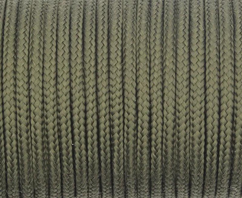 "Campingsky Paracord in green, essential survival gear for outdoors."