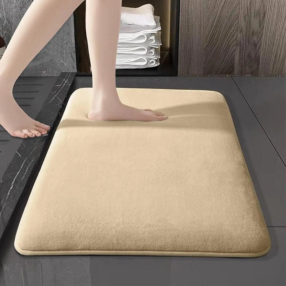High-quality men's waterproof camping mat for outdoor use