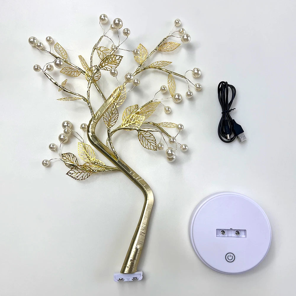 Dieses Produkt ist eine stilvolle 36/108Leds Tischbaumlampe mit dekorativen LED-Lichtern, die eine RGB-Farb-Atmosphäre-Nachtlichtfunktion bietet. Perfekt für Partys, Halloween, Weihnachten und die Dekoration Ihres Zuhauses.