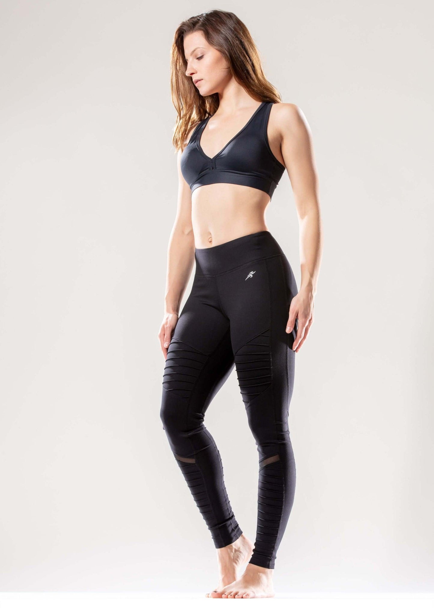 Athletique Low-Waisted Ribbed Leggings with Hidden Pocket and Mesh - Outdoorsavage