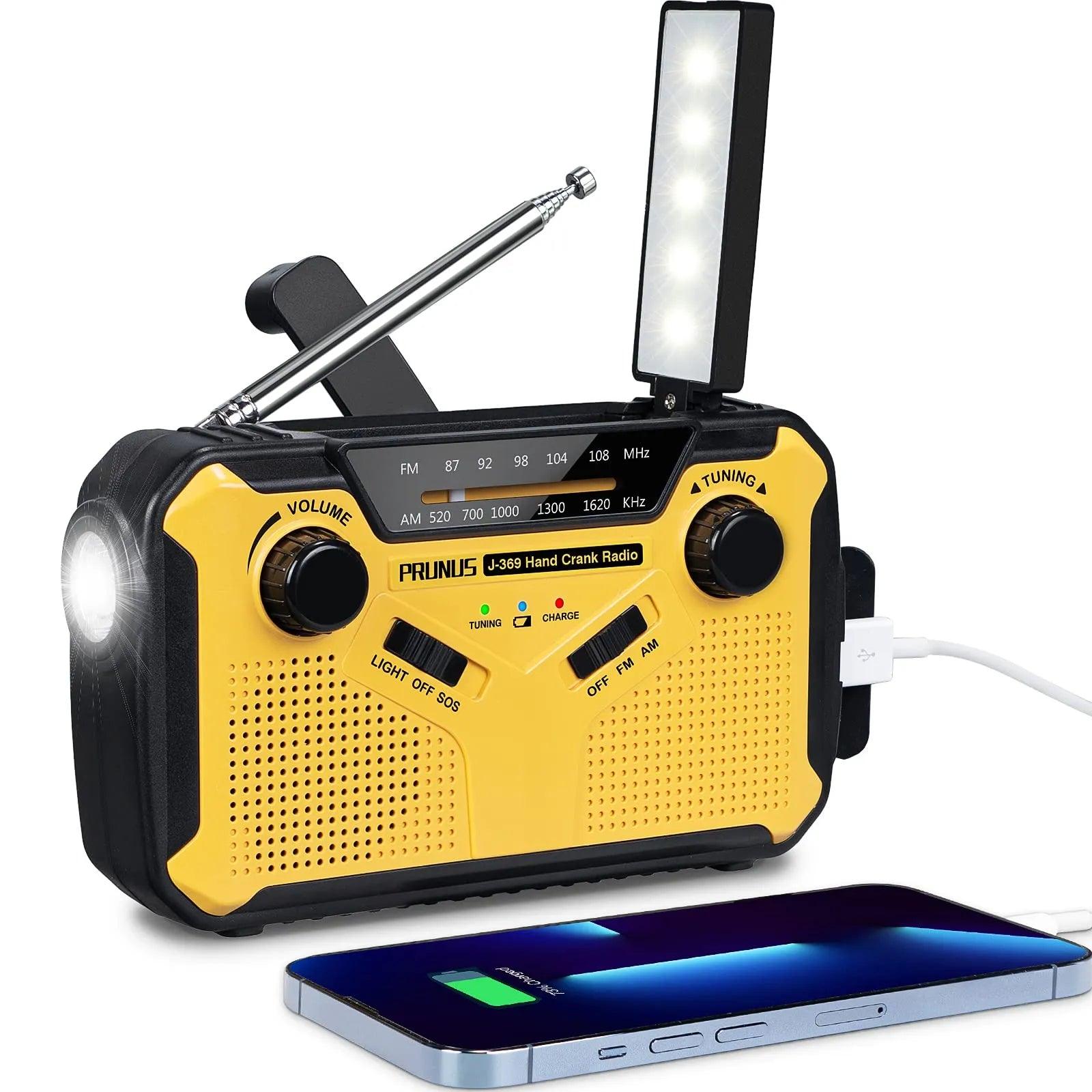 Emergency Radio AM/FM Portable Radio Solor Hand Crank USB AA Batteries Rechargeable Torch Reading Lamp SOS Alarm for Emergencies - Outdoorsavage