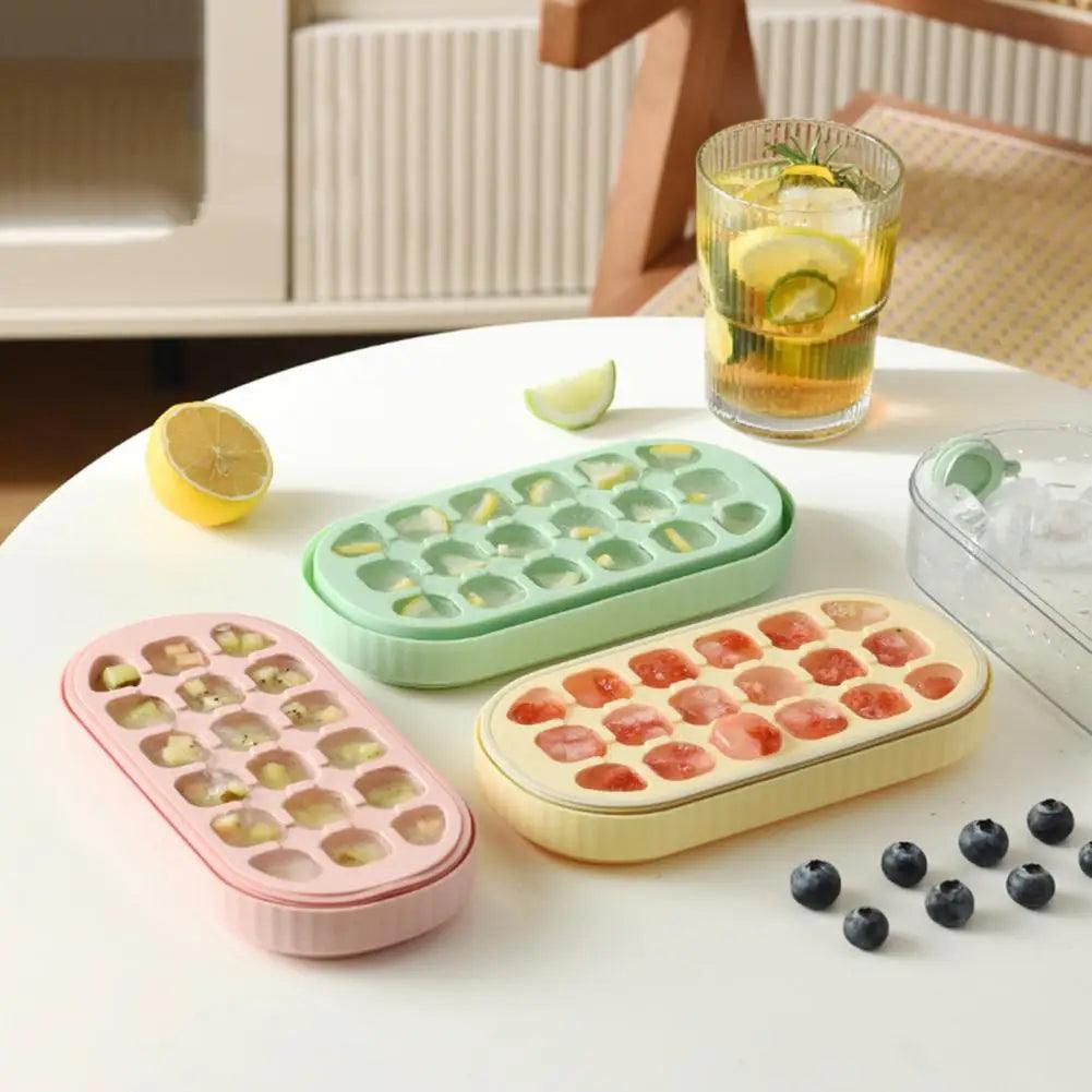 Ice Tray con Coperchio per Cocktail - Outdoorsavage